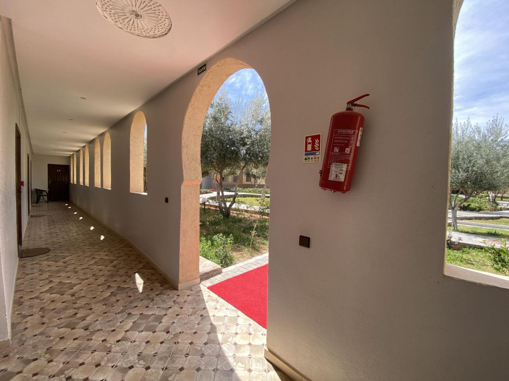 Ighiz Inn Resort Эр-Рашидия Экстерьер фото